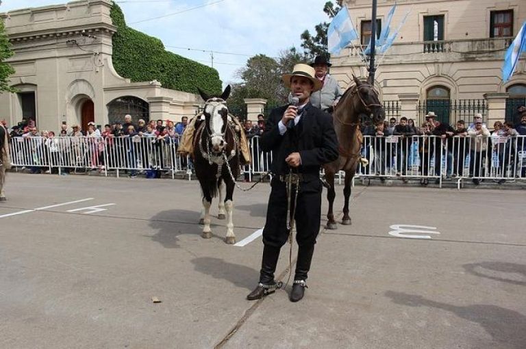 Figueras, “contento” por el cierre de Los Palmeras en la Fiesta del Caballo