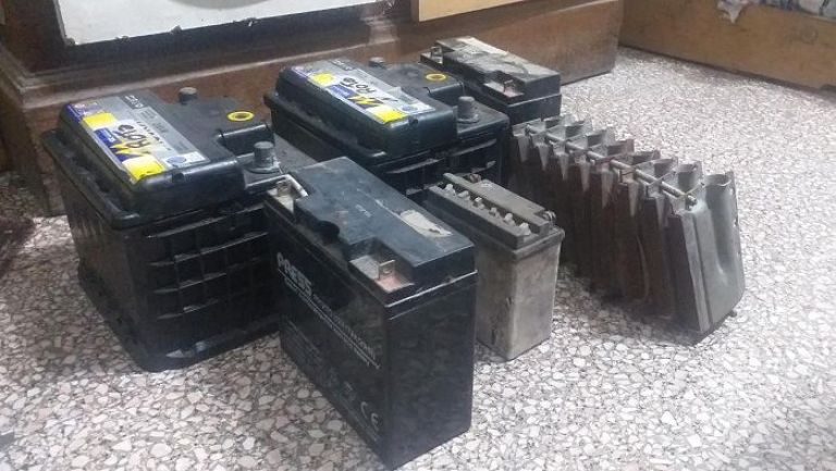 Demoraron a tres personas que hacían venta ambulante