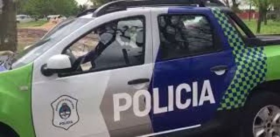 Dañó la casa de su hermano, fue detenido por la policía