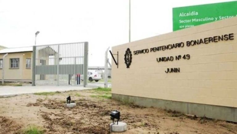 Junín: visitó a su pareja en el penal y la quiso matar