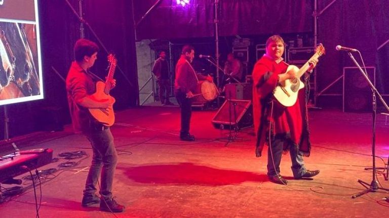 Bragado sigue a pura Fiesta