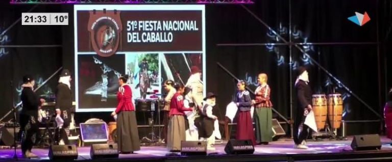 Comenzó la última noche de folclore de la Fiesta del Caballo