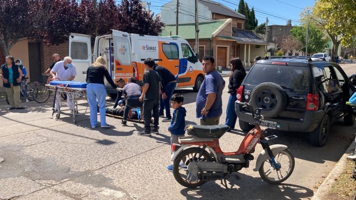 Circulaba en bicicleta y le quebró la horquilla