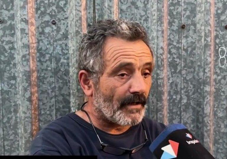 Compró la ventana que le robaron y apuntó contra un policía por falta de respuestas