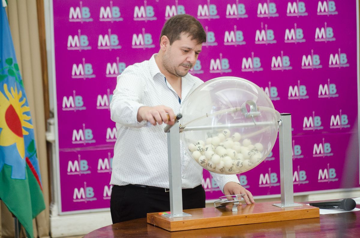 Director de Vivienda: “El sorteo salió como tenía que salir”