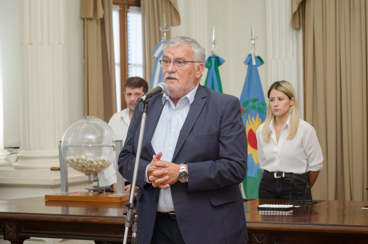 Viviendas: Gatica confirmó que Kicillof lo acompañará en la entrega de llaves 