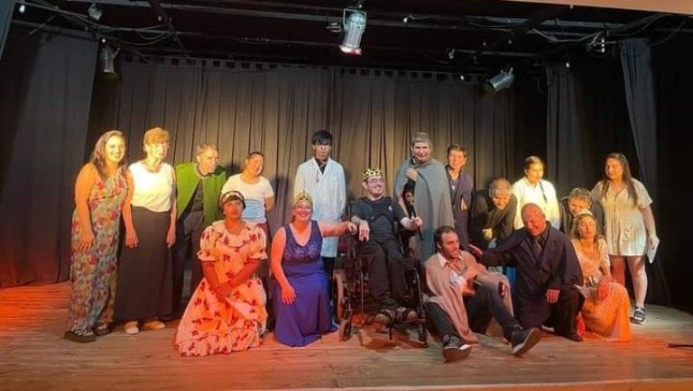 Se presentó en la Sala Dómine el taller de teatro del Centro de Día Municipal