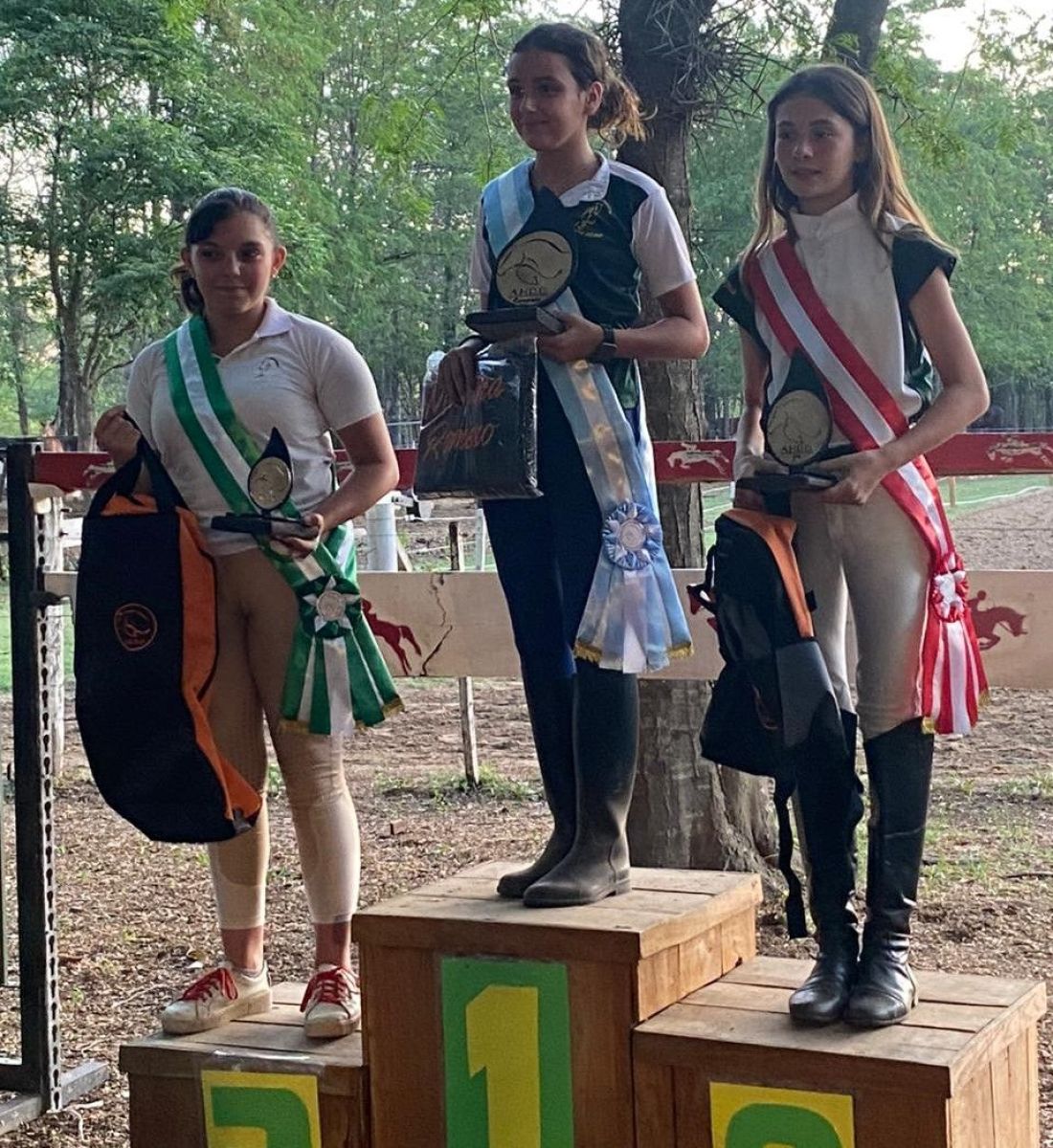 Dos bragadenses ganadores en el Torneo Provincial A.H.D.D de equitación