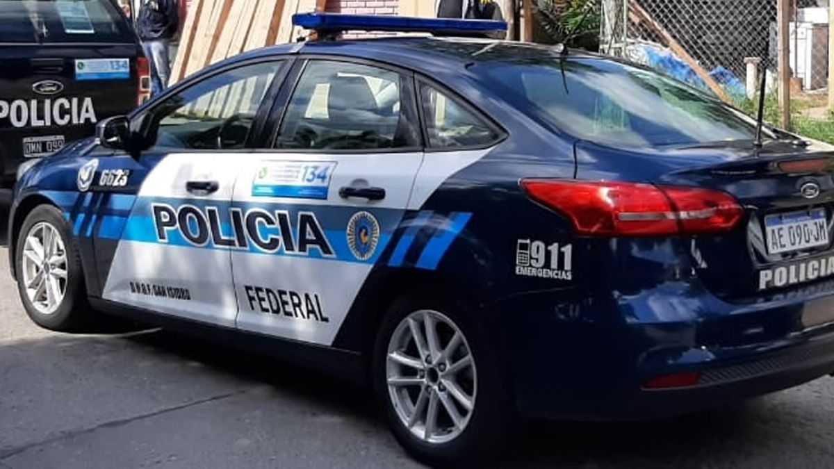 La Policía Federal realizó un allanamiento en Bragado y secuestró celulares 