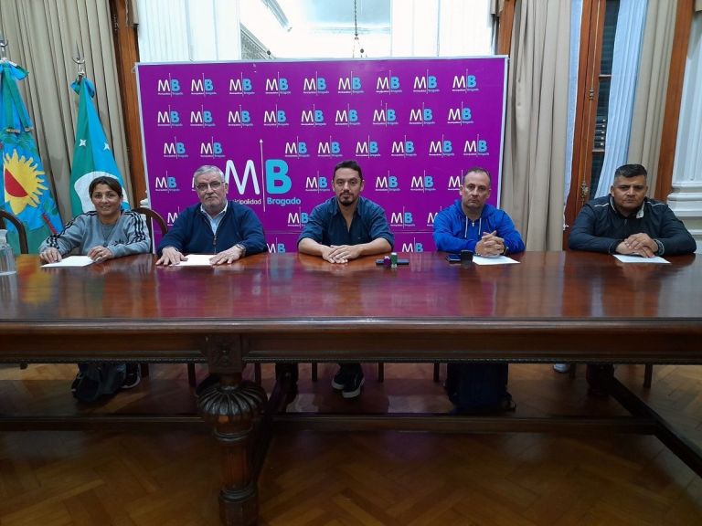 Bono de 10 mil pesos para los trabajadores municipales | Bragado TV ...
