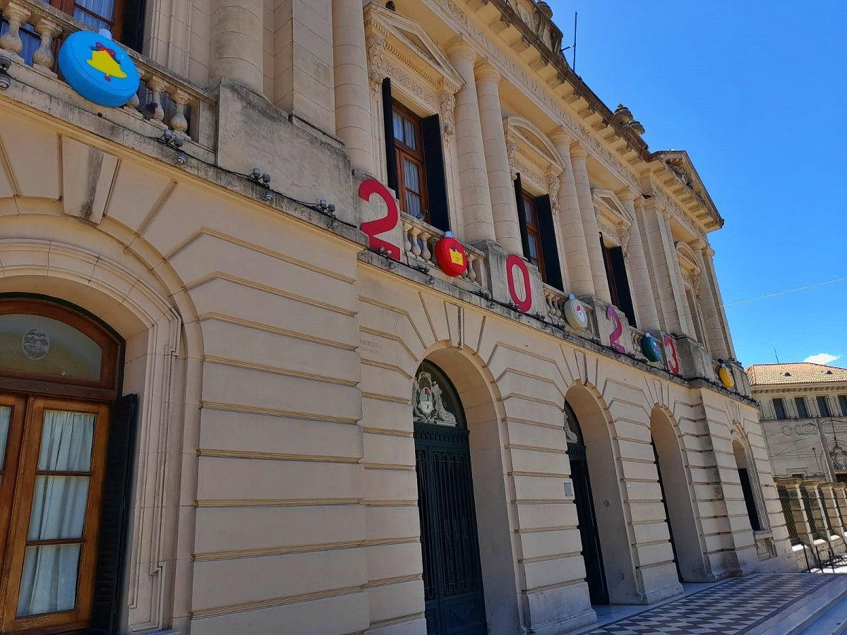 Cambia el horario de atención municipal