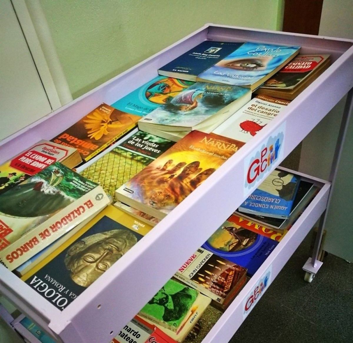 Buscan libros para la sala de oncología del hospital