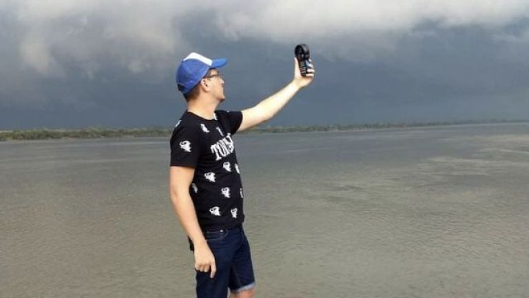 Jalfin en EEUU durante la cobertura del hurac&aacute;n Florence