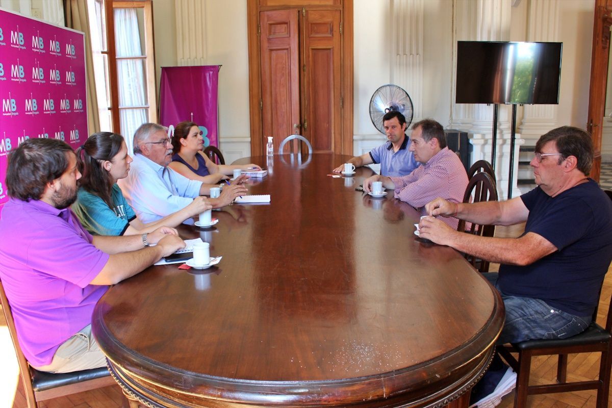 Reunión de Gatica con los integrantes de la Comisión del TC Histórico Bragadense