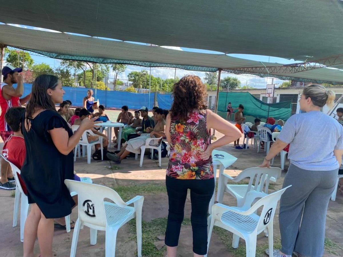 Charlas y talleres de diferentes temas en la Colonia Municipal