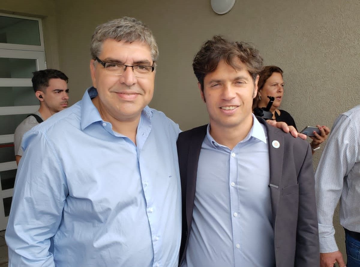 Darío Duretti con el gobernador Axel Kicillof, en Chivilcoy