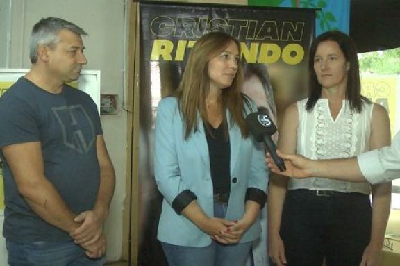 Eugenia Vidal se reunió en Alberti con Fernando Neri y otros referentes de la zona