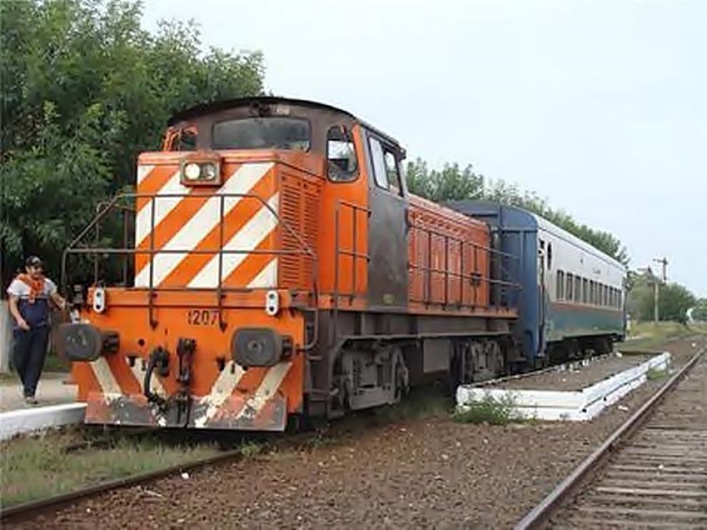 Gatica solicitó un servicio ferroviario para Mechita y otro para Olascoaga