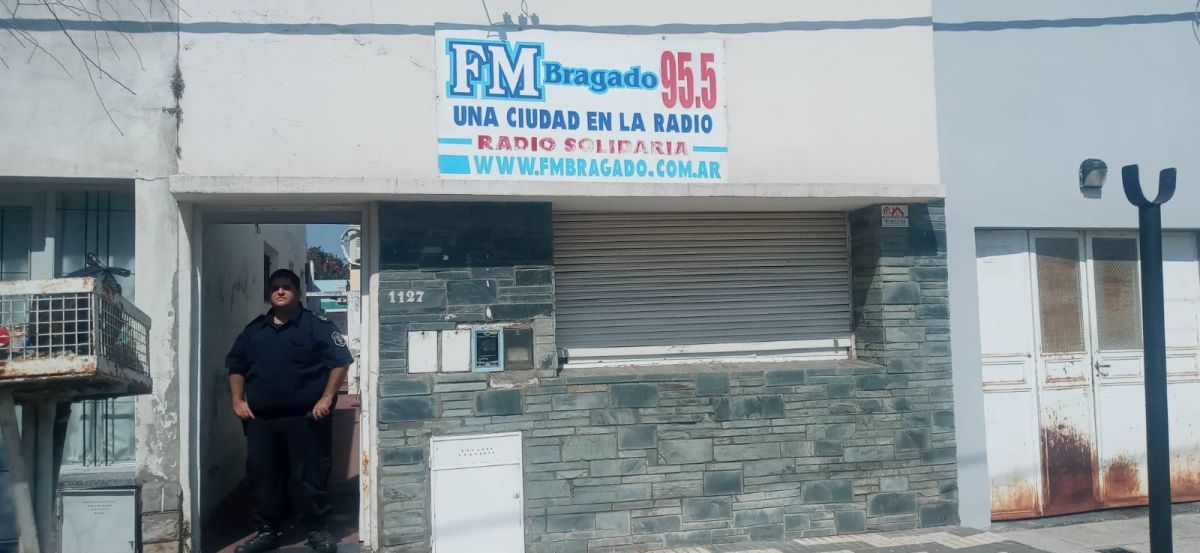 Dejaron un manojo con una decena de balas en la radio de Raúl Firmapaz Sánchez 