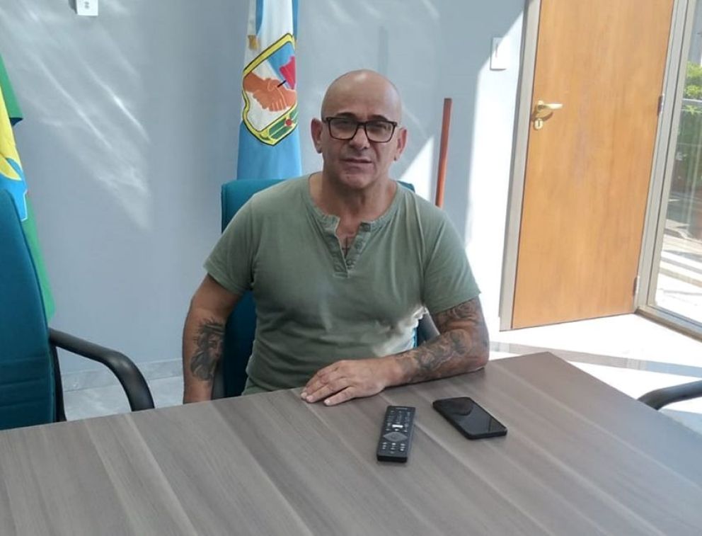 Broggi cuestionó a Gatica por no poner cartelería en las obras de Provincia y Nación