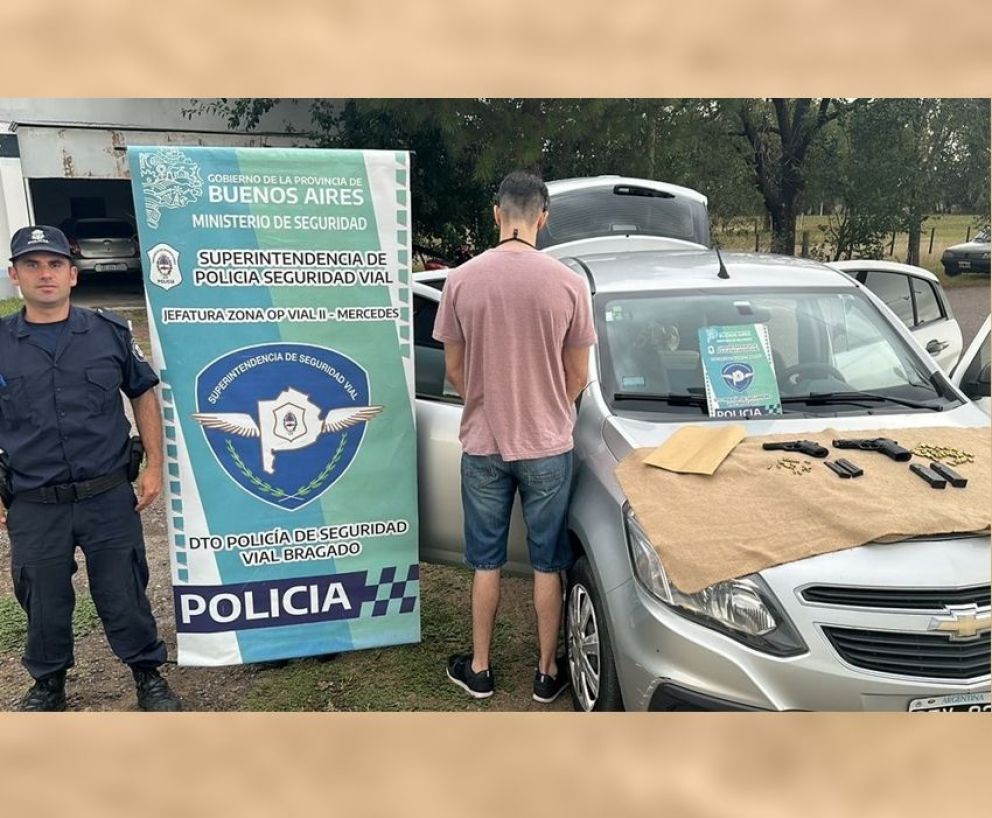 Interceptaron un auto en la ruta 5 con dos armas de fuego en su interior