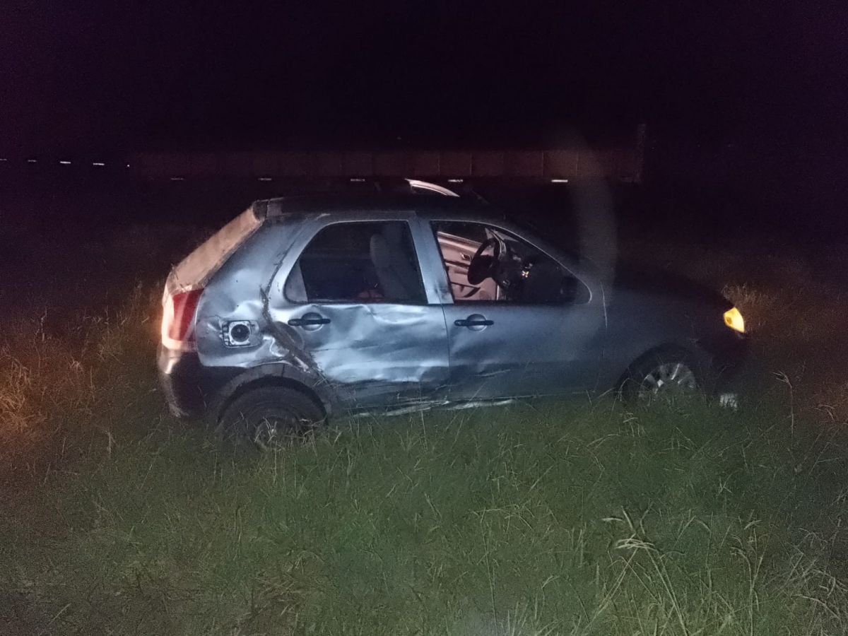 Ruta 5: un policía en auto chocó a una moto tras una maniobra de paso