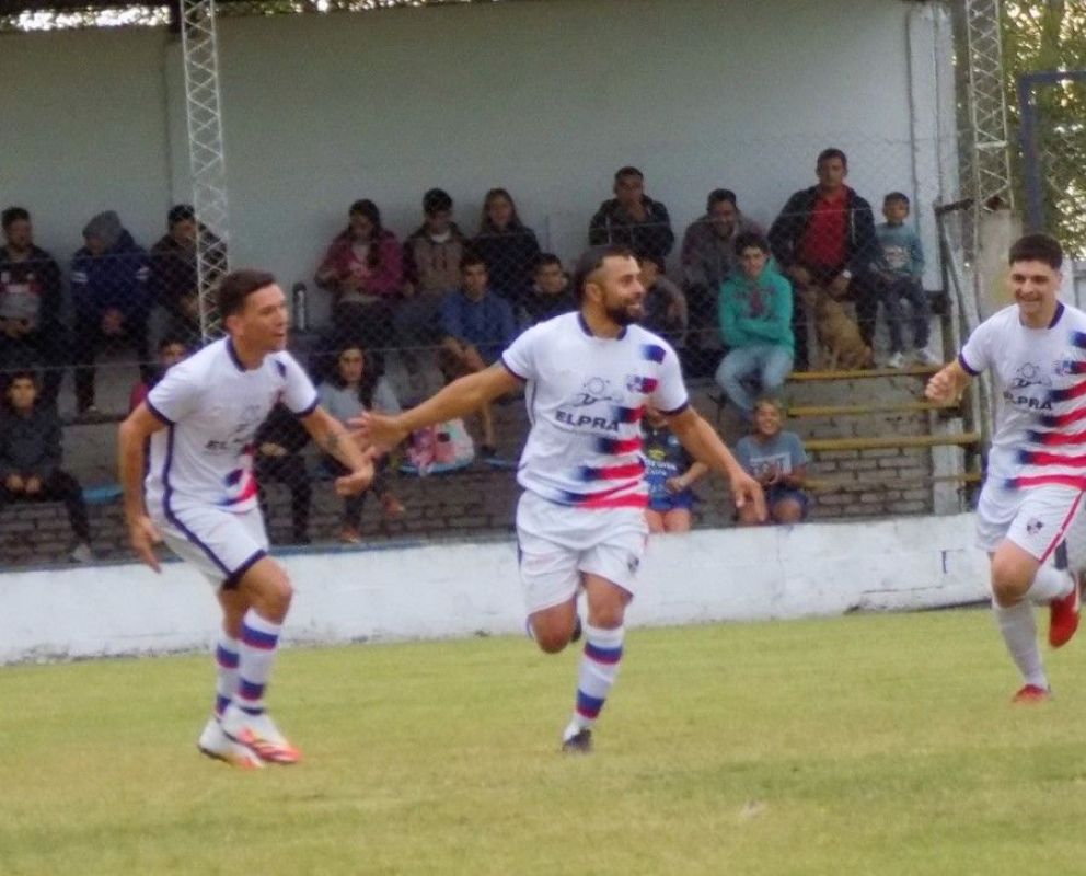 El DT de Bragado Club dijo estar contento con lo que vienen haciendo en el torneo