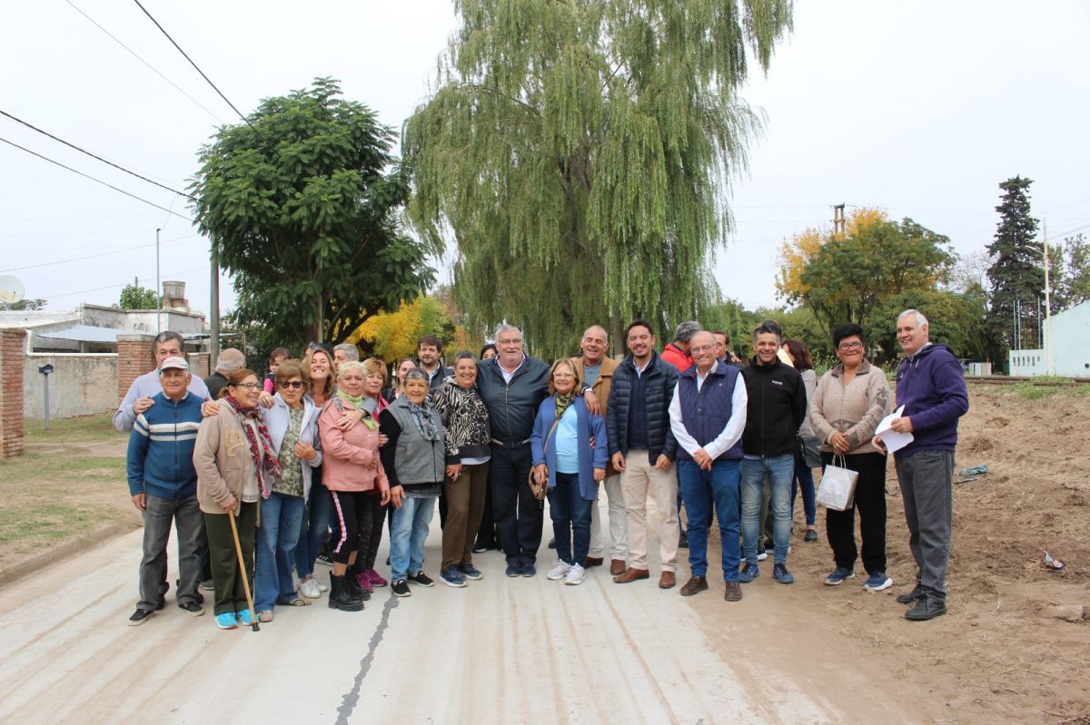 Finalizaron la pavimentación de cinco cuadras en la calle Ferroviarios Argentinos