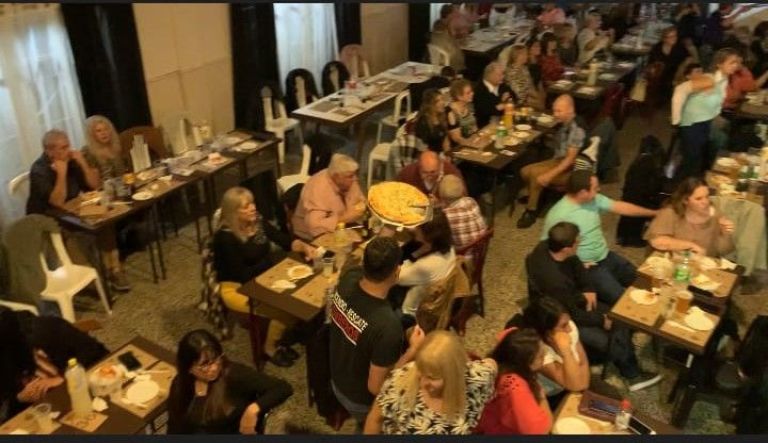 Noche de pizzeada se vivió en Bomberos Voluntarios