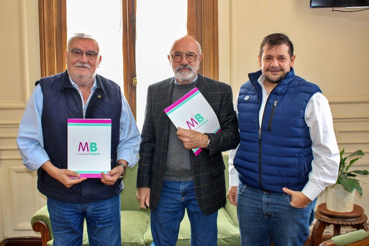 Firma de convenio entre la Municipalidad y la CO.SE.PU