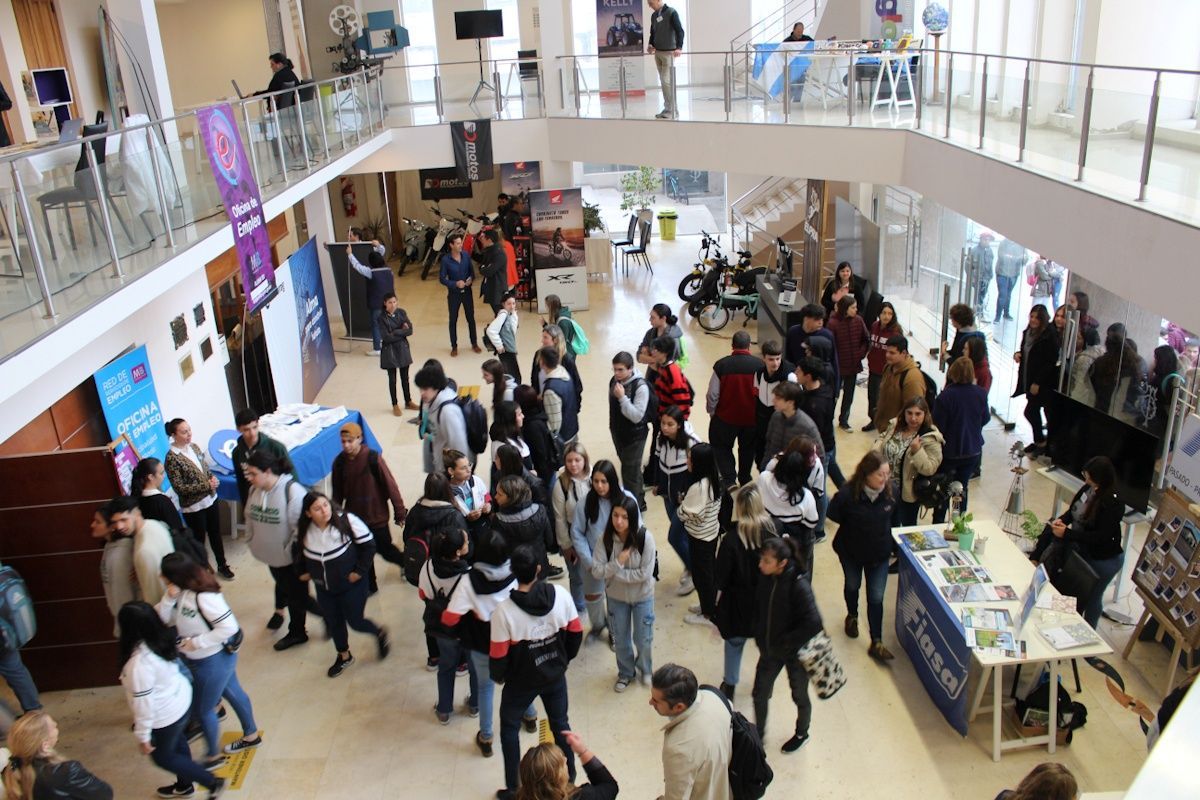 Expo Laboral 2023: Un encuentro entre la oferta y la demanda de trabajo 