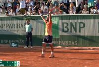 Genaro Olivieri sigue triunfando en Roland Garros y pasó a la tercera ronda