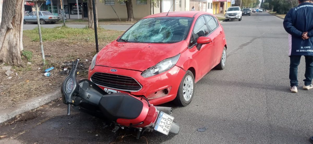 Choque en Yrigoyen y Jaime Coll: Dos chicas fueron trasladadas al Hospital